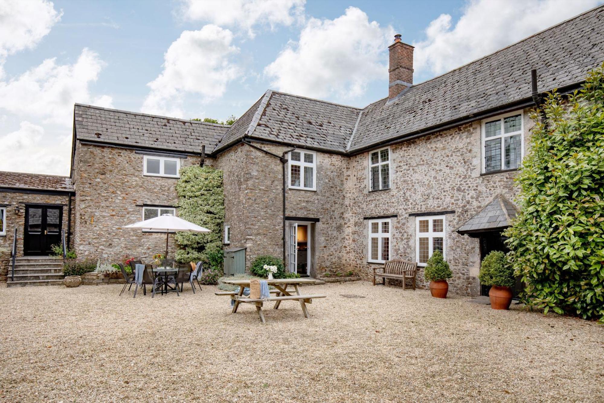 Sutton Barton Farmhouse Гонитон Экстерьер фото