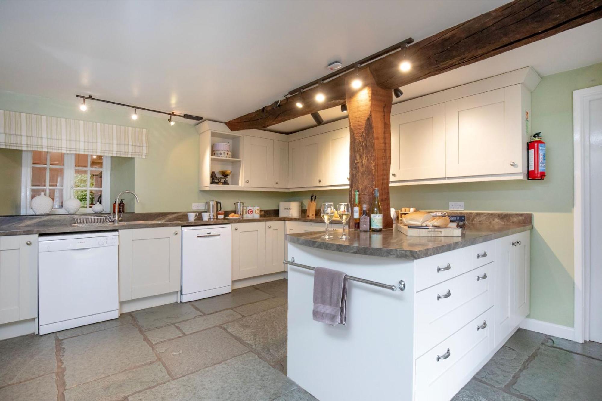Sutton Barton Farmhouse Гонитон Экстерьер фото